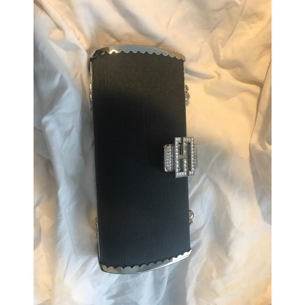 Black clutch purse with rhinestone detai